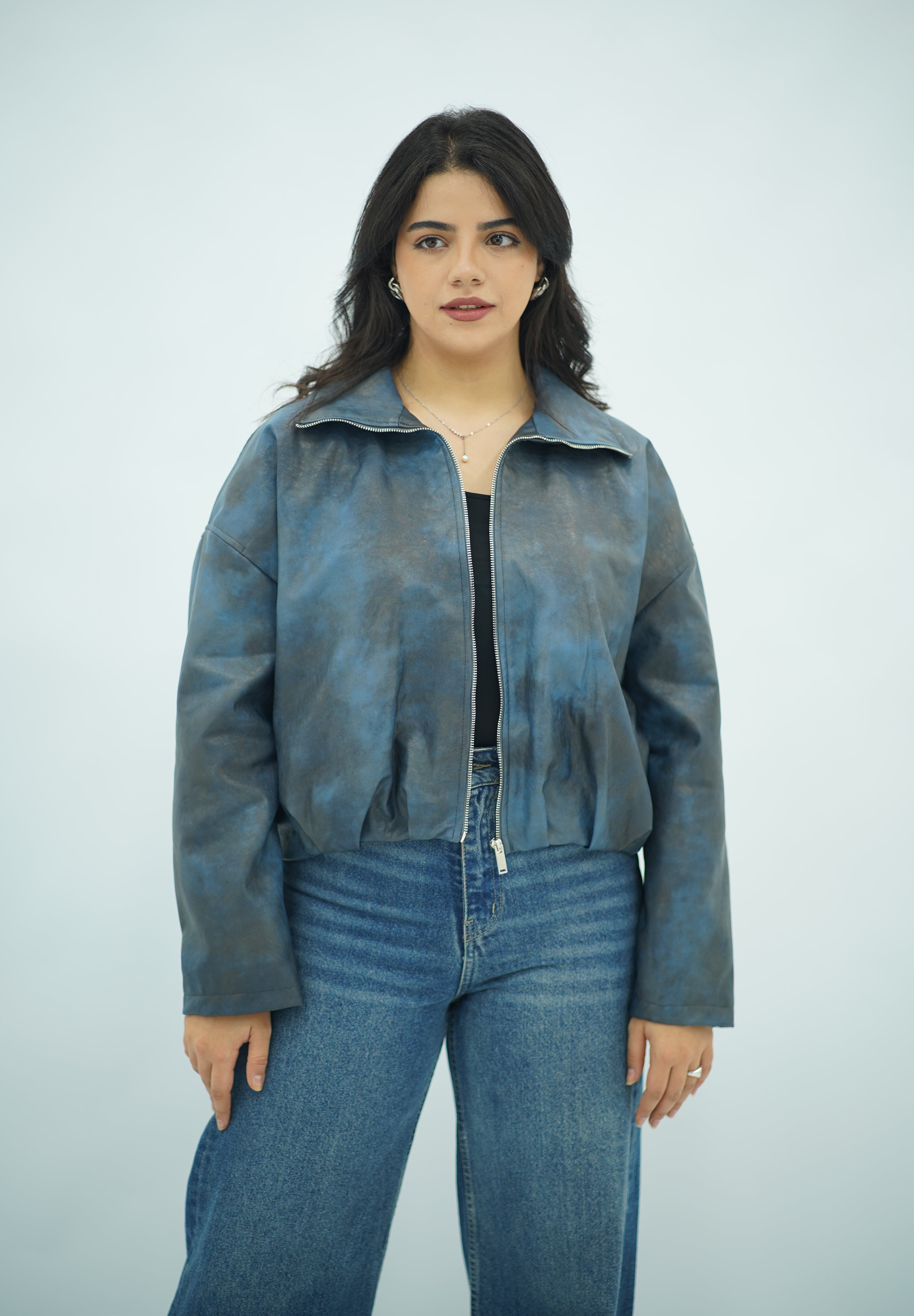 Bomber Zippé en Similicuir Bleu – Style Casual et Moderne