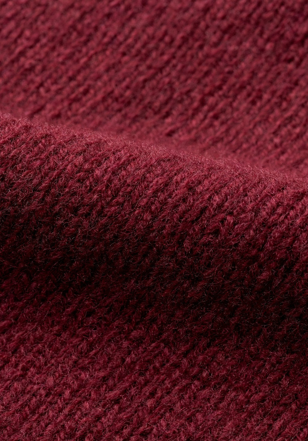 Pull en maille bordeau