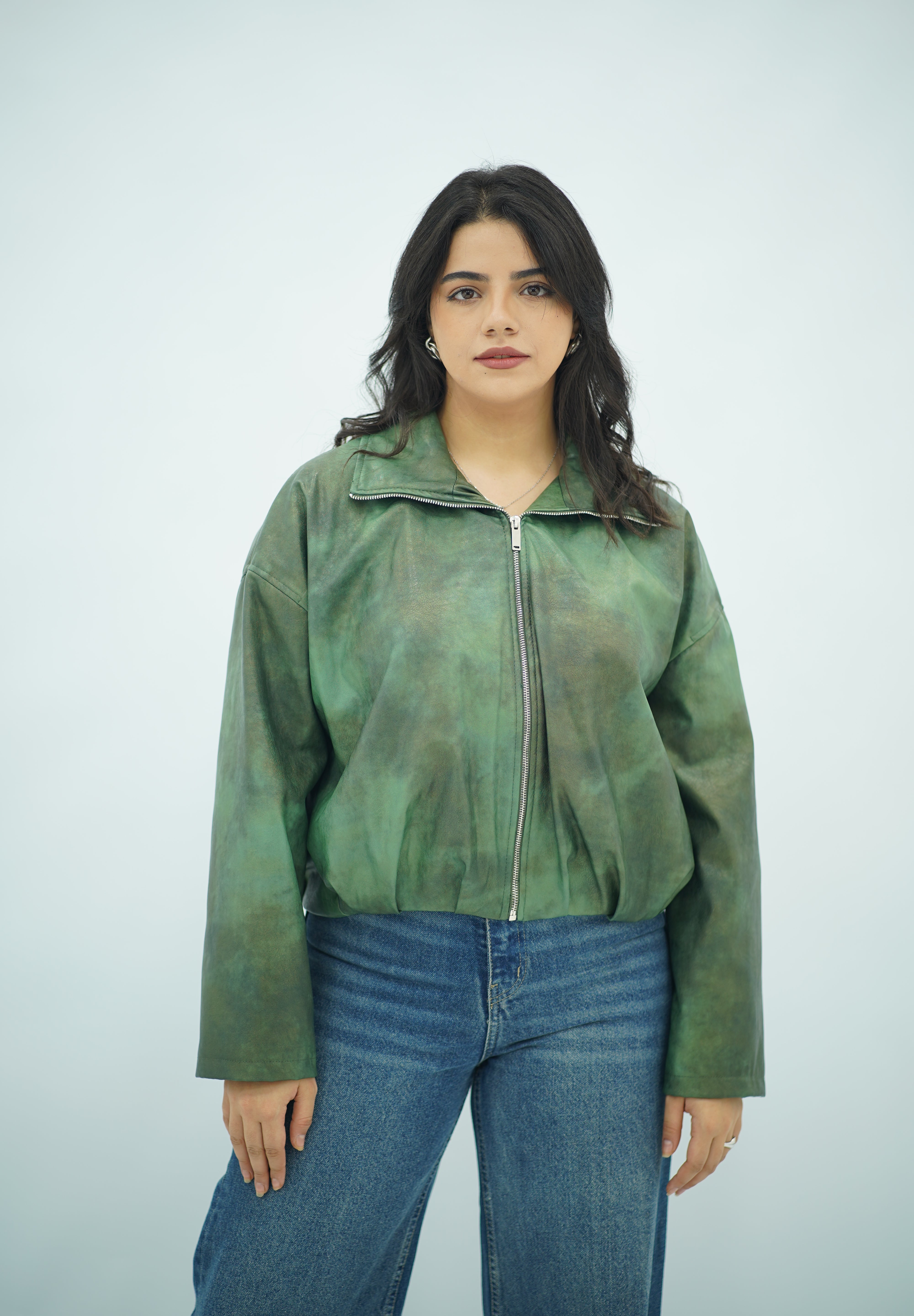Bomber Zippé en Similicuir Vert – Style Casual et Moderne