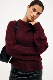 Pull en maille bordeau